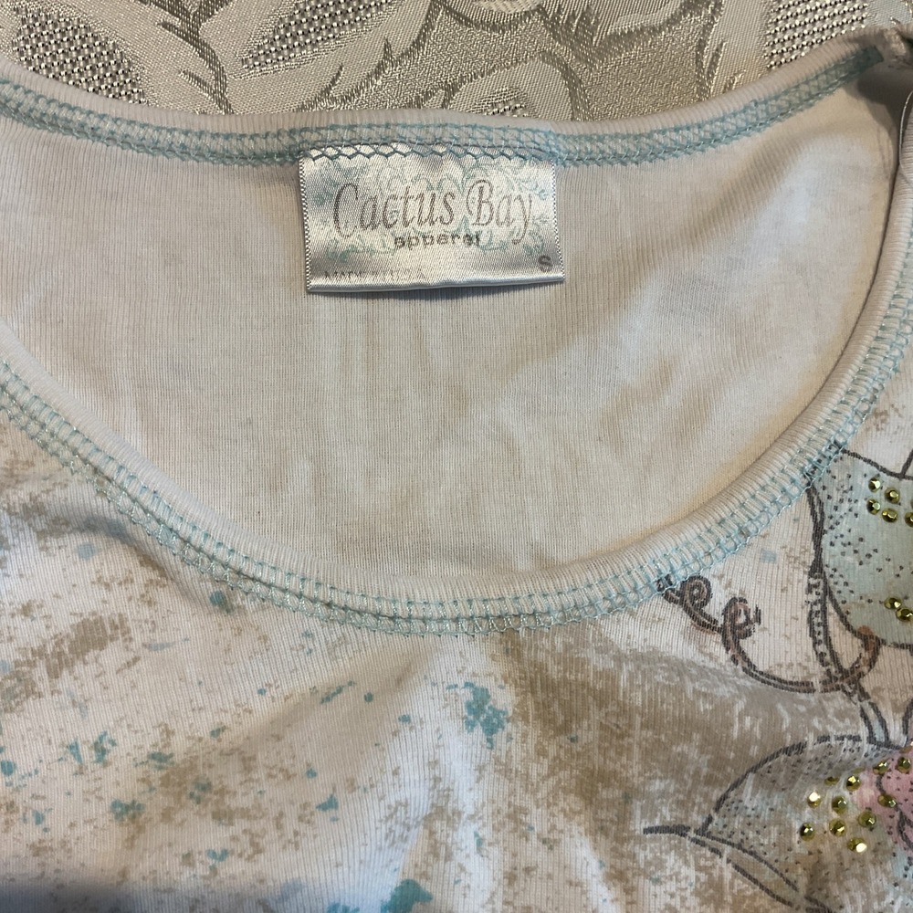 Cactus Bay Apparel Top Womens Small White Excellent Alaska Dragonfly Rhinestone - Picture 3 of 7